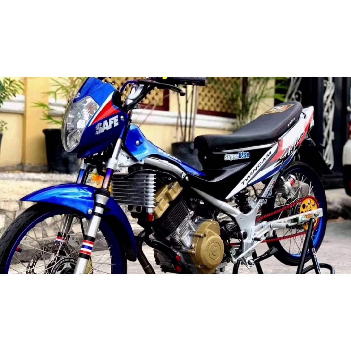 Suzuki Raider 150 1st Gen Decals (Stock Design) [ASSORTED COLORS]【PREMIUM GLOSSY LAMINATED】